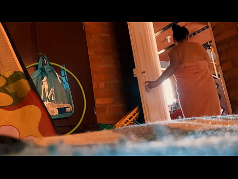 ❤️ Ujak me prati pod tušem, jebe me dok se tuširam. Kurve kod nas ❌️❤