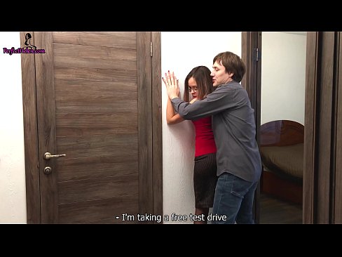 ❤️ Seksi agent za nekretnine senzualno trza svoju macu i jebe dok prodaje svoj stan - Krempai Kurve kod nas ❌️❤